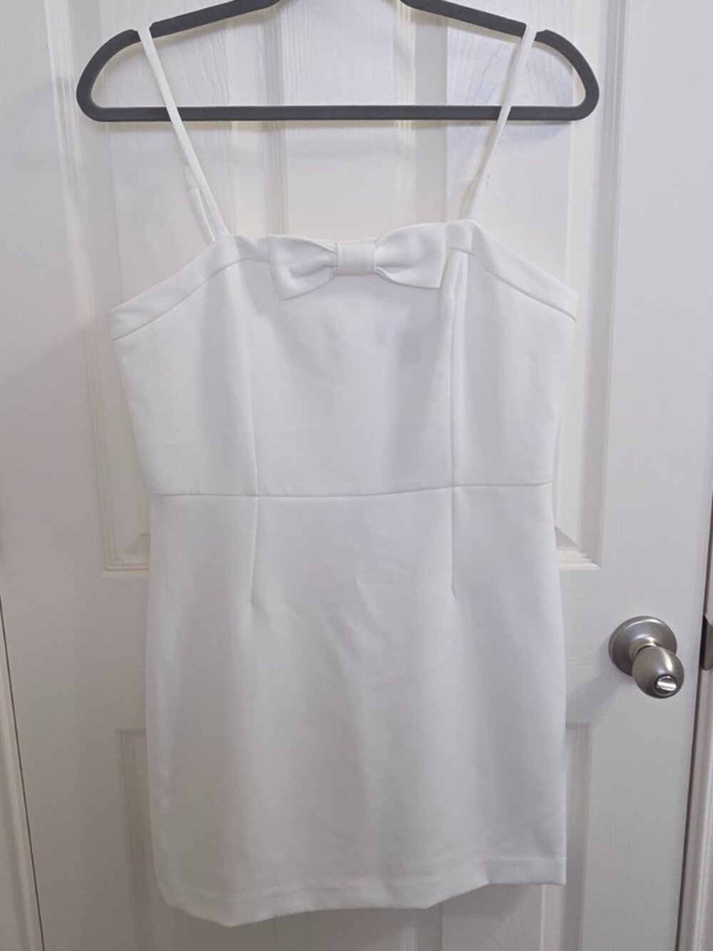 French Connection White Bow Detail Mini Dress – Size 6 – NWT